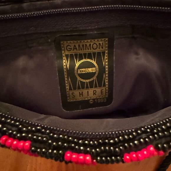 Gammon Shire Native American Tribal/S.W. glass beaded crossbody/clutch EUC - Picture 14 of 15